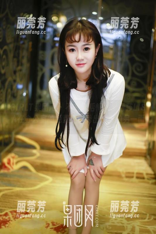 GIRLT果团网-爱丽莎LISA GIRLT果团网 - 不看会后悔!爱丽莎LISA在办公室的免费美图秀出日常的另一面。