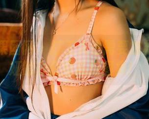 GIRLT果团网 – 打工人也需要放松：陈迪娅的办公室私拍图集！