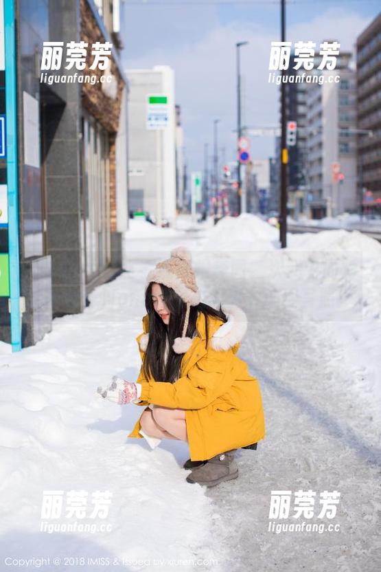 IMiss爱蜜社 - 瘦得跟美图二次元中的角色一样？Nono酱旅拍的真实心理写照！