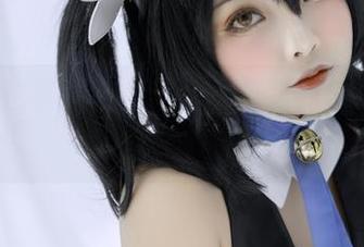 不说你也能懂——最新图集里的SayoMomo袜子秀！