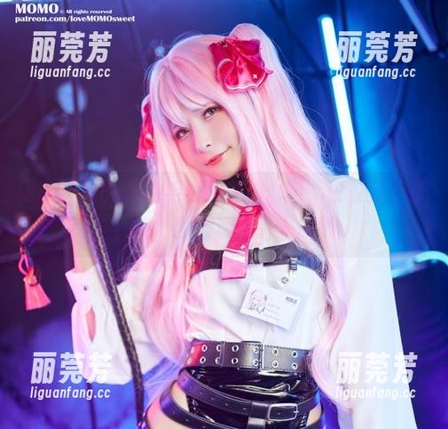 SayoMomo SayoMomo的毛衣和私拍套图,仅仅是外表,内心的波澜更引人深思