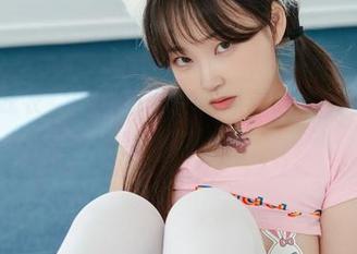 披上猫咪衣，Sia(시아)的喵喵拳cos，高清到像要蹦出来似的