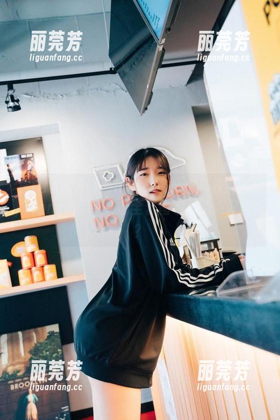 在DJAWA-MaidMansionNº6泡泡里，Sonson(손손)的全套图包，有点闹腾吧？