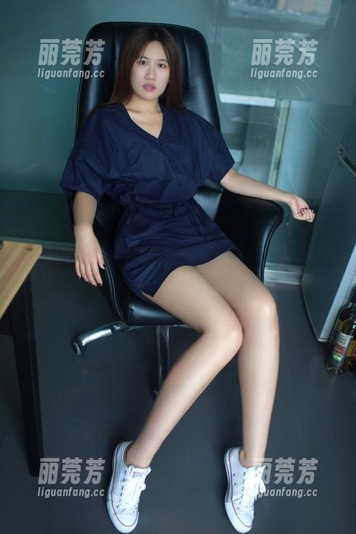 TuiGirl推女郎-李七喜 TuiGirl推女郎 - 听说李七喜的裤里丝写真合集很火,究竟是怎么个精彩法?