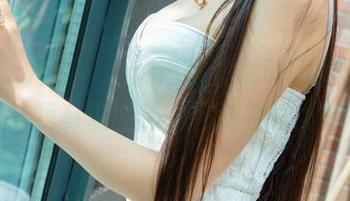 UGirls尤果网 – 精选那些倪叶腾的网袜，瞬间让我有点走神，移动视线好难啊…
