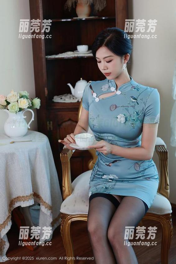 Xiuren秀人网-夏茉GIGI Xiuren秀人网 - 选夏茉GIGI泳装作品,这里有我对水的全新“理解”!