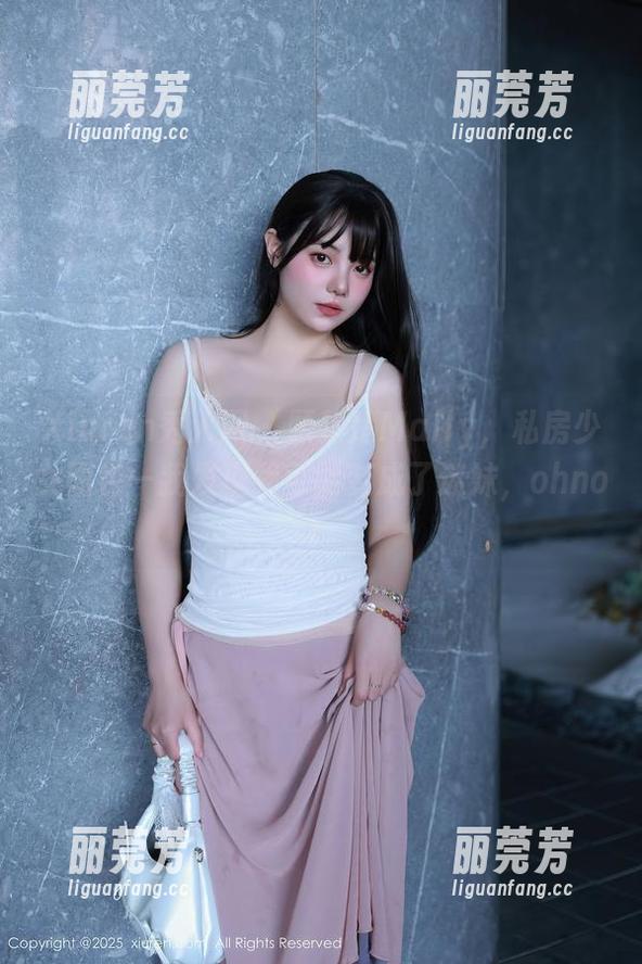 Xiuren秀人网-顾楚楚Maily Xiuren秀人网 - 顾楚楚Maily,私房少女图包—我发现我可能变成了迷妹,ohno!