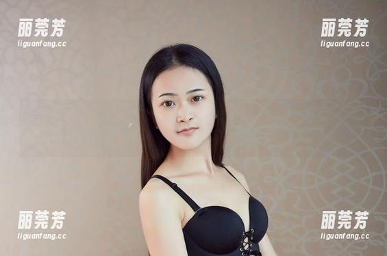 YouWu尤物馆 - 今天的腿长和心情一样，baby贝贝的图包让你忘掉闷声闷气！