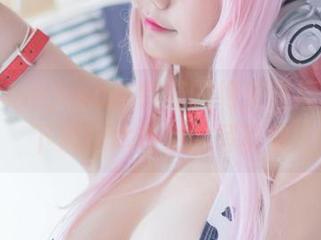 教官与nagesa魔物喵的绝美碰撞，快来下载这本特别的写真集