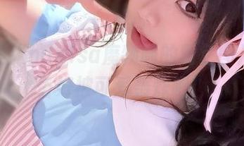 打开这张nagisa魔物喵的粉色图片，准备好被可爱轰炸吧！