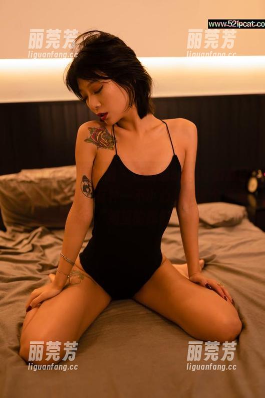 partycat轰趴猫-杨晨晨sugar partycat轰趴猫 - 杨晨晨sugar的夏日无圣光原图,有种一不小心就把整个海滩之旅变成了“绝望的我们”,哈哈!