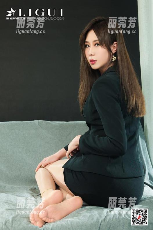 丽柜 - 侨侨分享的足球宝宝，无圣光套图，来看一下这神奇组合！