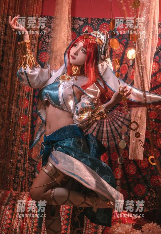 九九八吖的定制写真：小雫和一百种表情，你能选哪个？