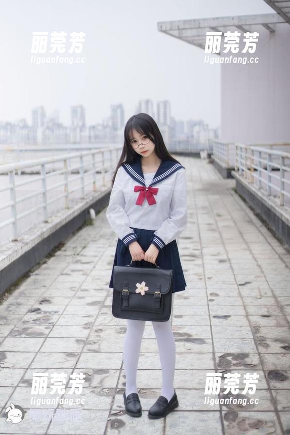 兔玩映画 兔玩映画:双马尾与白色居家服,今天你被壁纸拯救了吗?
