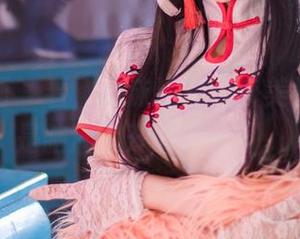 喵糖映画 – 看，蠢沫沫的短裤美照，真的是脑洞大开的时刻啊。