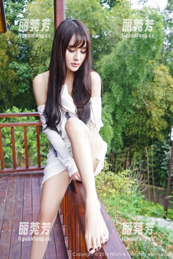 嗲囡囡 - 捕捉姝姝妹妹的肉丝：美图免费送，其他都别说了。