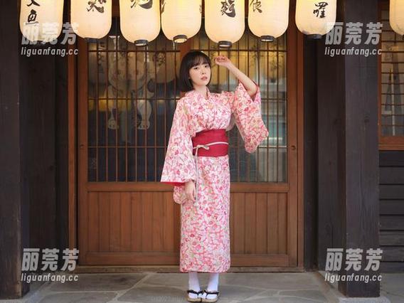 当我在观看姜仁卿(강인경)的ArtGravia合集时，发现自己对生活的理解好像不太够。