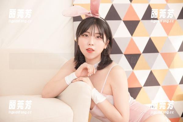 宋哈娜(송하나)的夏天合集：那些阳光下的趴趴走