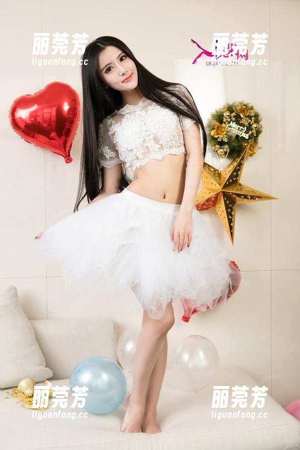 尤果网 - 户外风光那么美，怎么能少了赵智妍的私房美图加持？