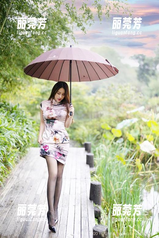 尤蜜荟-玥儿玥er 尤蜜荟 - 居家就是玥儿玥er的私房舞台啊,真想放飞自我!