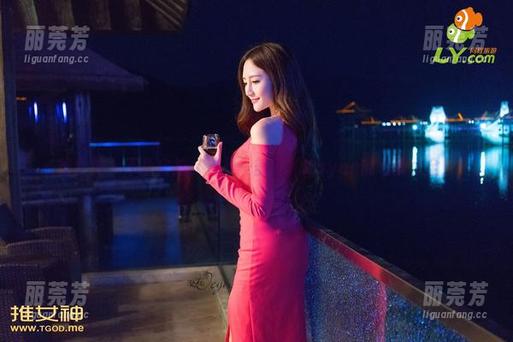 推女神-可儿Kayen 推女神 - 不止自拍,这是一部可儿Kayen的写真大全!