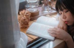 不知道为什么，看到“无颜小天使wy”的“邪灵魅魔”系列，我居然有种想学魔法的冲动？