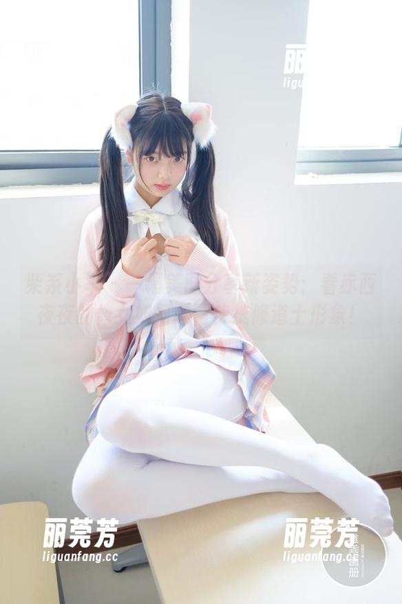 柴系小乖 - 一幅美图分享新姿势：看赤西夜夜的修女如何颠覆传统修道士形象！