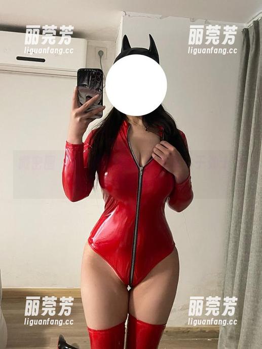 微密圈 - 桃沢樱呀的秘书合集：干劲十足的同时也可以很放松