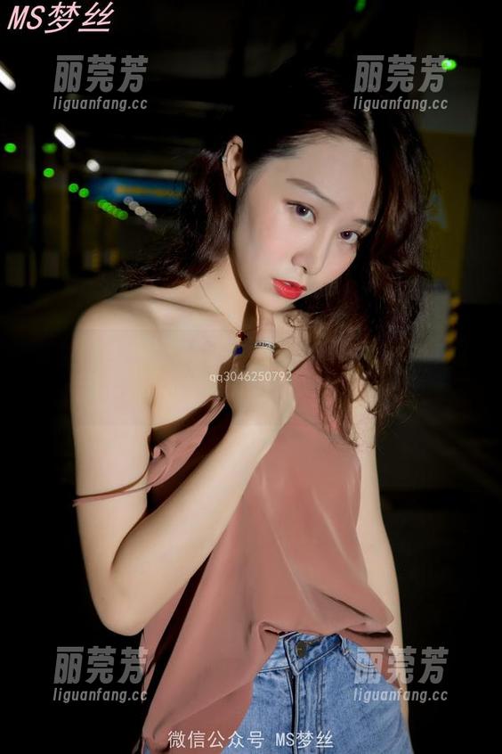 梦丝女神 - 分享凌凌的水手服肉丝，咋这么会挑选呢！