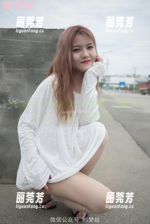 梦丝女神-苏柔 梦丝女神 - 就像苏柔的JK写真,我的审美又高了一层楼,槽点满满。