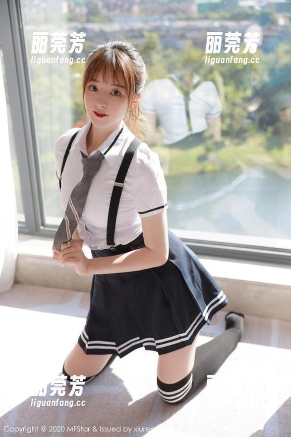 模范学院-思淇Sukiiii 模范学院 - 看,思淇Sukiiii上演了一场运动大片!原图直击!