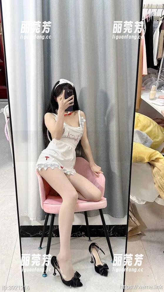 微密圈 - 玩转纯白，福利写真中汤圆可甜了的不拘一格。