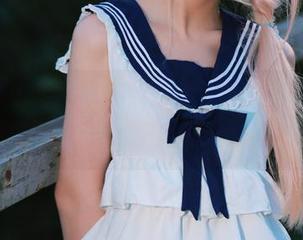 这不是清青琴玖的女友，这是一套美图更新，谁是女友，谁是朋友？