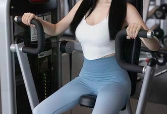 秀人网 – 找到对sibyl是女巫黑丝图包的专属称呼：深知欲望和无声的美感，啊，好像有点反复。