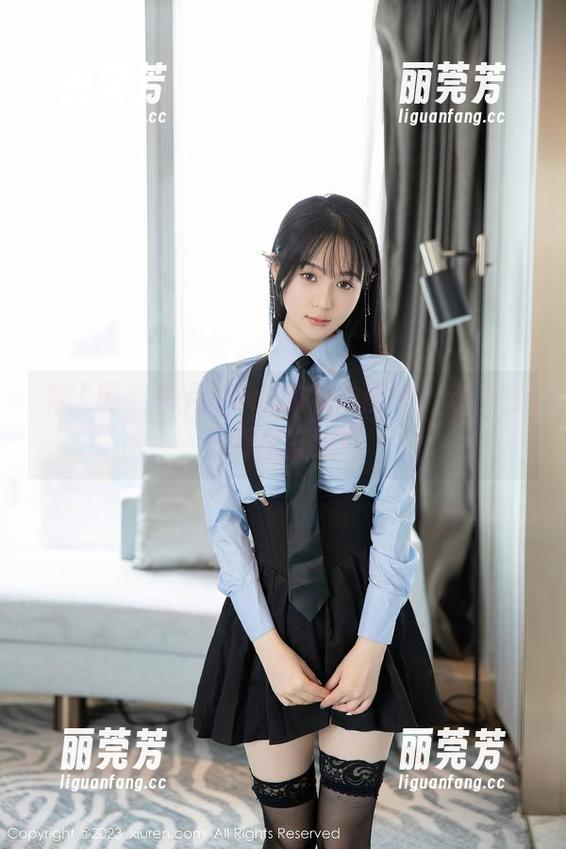 秀人网-冷月yuer 秀人网 - 冷月yuer的私拍图集:走,去田野里打滚!