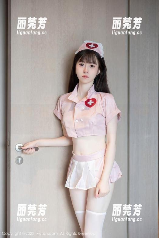秀人网 - 图库中的奶酥：美脚作品，谁能抵挡？