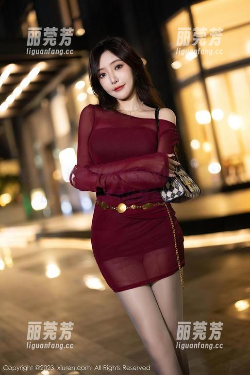 秀人网 - 这可不是普通的女孩写真，汁汁的气质让人忍不住想多看几眼！