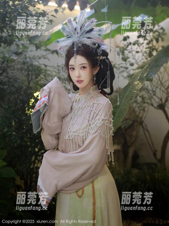 秀人网-王馨瑶yanni 秀人网 - 哎呀!王馨瑶yanni姐姐在线刷图集,竟然停不下来,哈哈你不能错过这些神操作哦!