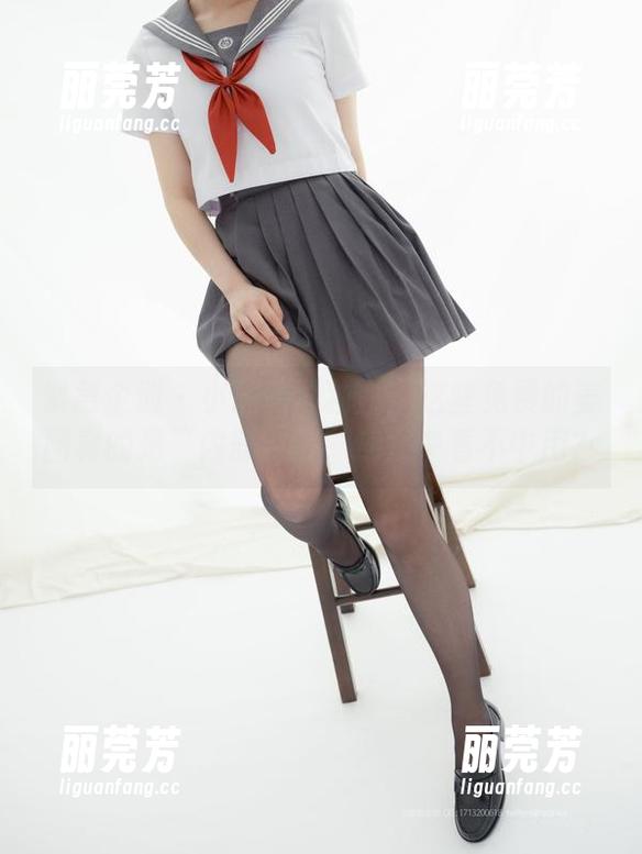 紧急企划-小恩 紧急企划 - 小恩内心独白:这些免费的美图真的是“内部定制”还是中看不中用?