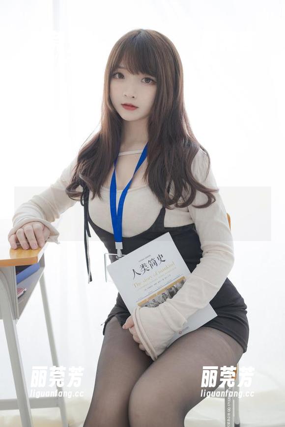 紧急企划 - 长腿图集，来自龙崎聆音，怎么会有这种不科学的美？！