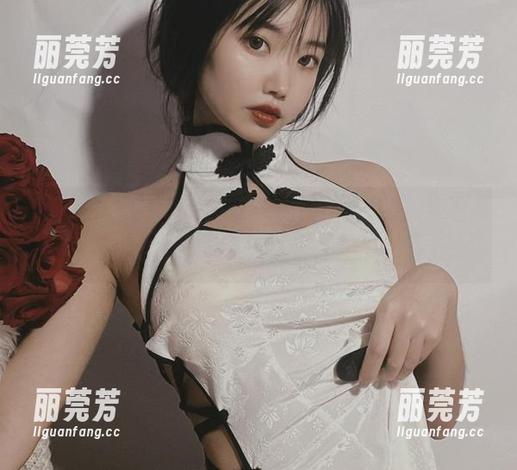 微密圈 - 免费图片送上，纪念小小v在旗袍油丝下的各种姿态，看得人停不下来！