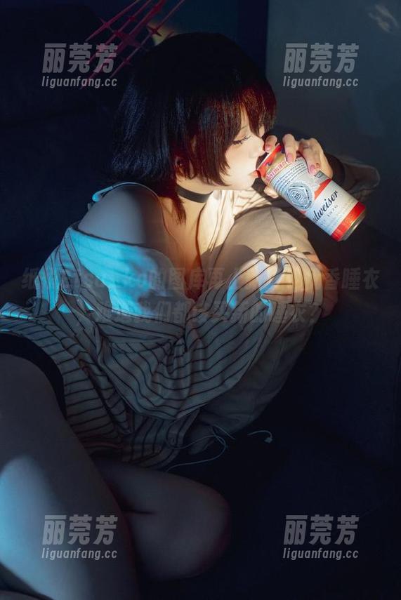 纸悦Etsu_ko 纸悦Etsu_ko的图库再上新货,优香睡衣,难道我们都该买新的睡衣?