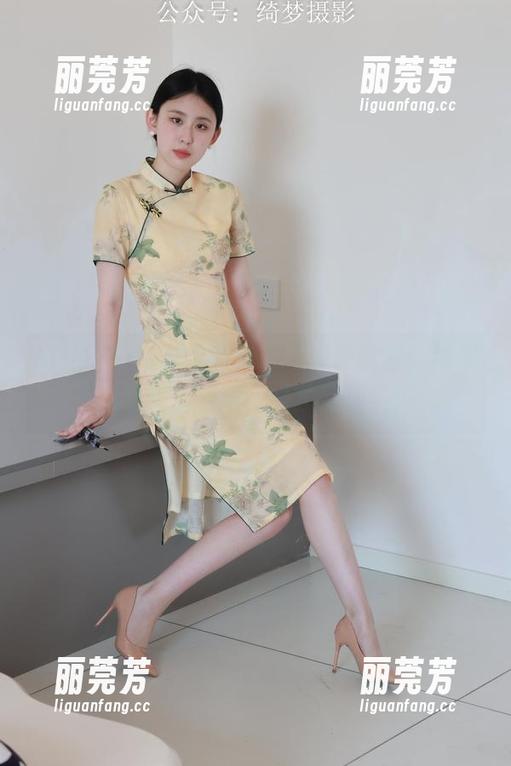 绮梦摄影 - 露露的作品本来是诱惑，结果无修无水印后，被拉回现实！