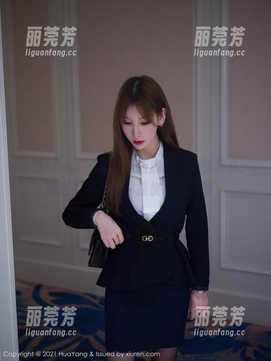 花漾show - 黑丝的新解读，穆菲菲说：我这不是更新，是快乐的原图！