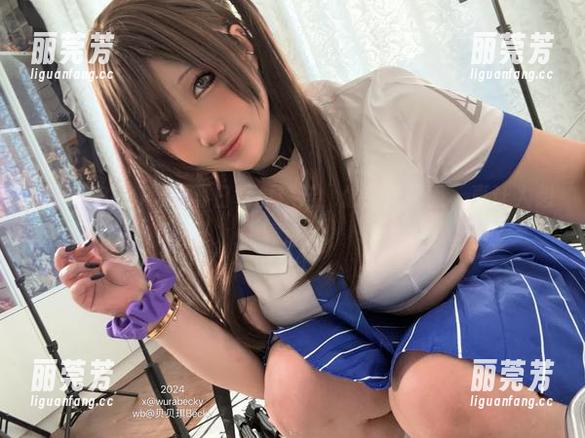 贝贝琪Becky的夏日写真精选，像微风拂面，真让人想靠近。