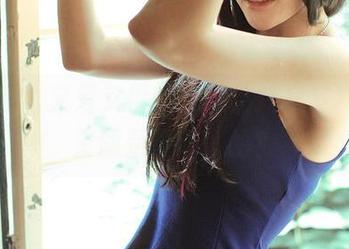 青豆客 – 又爱又恨的王婉悠短裙写真集，资源是要收藏的？