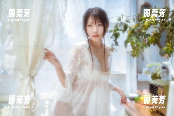 香草喵露露的23年初始，私拍原图，这兔子到底是让人感叹还是想撇开？